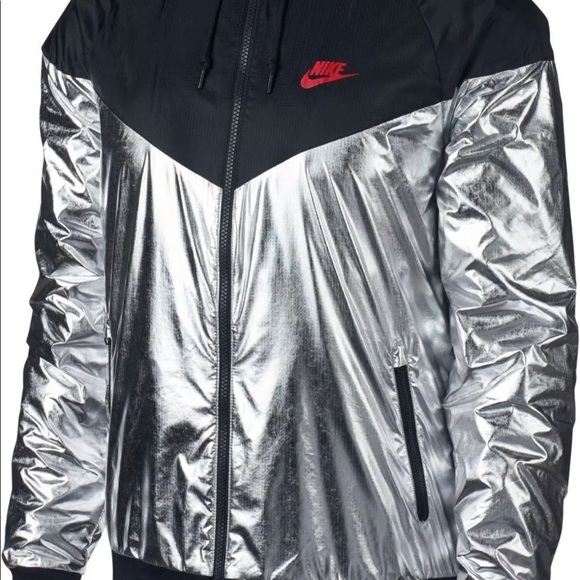 silver nike windbreaker